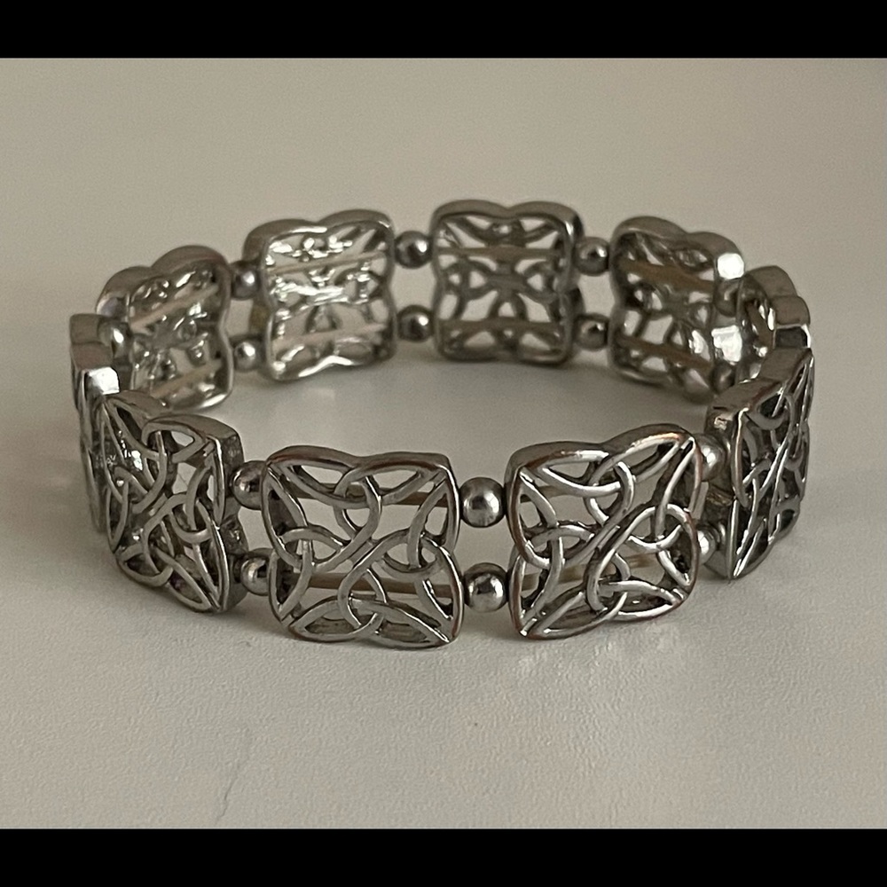 Silver elastic bracelet - Picture 2 of 2